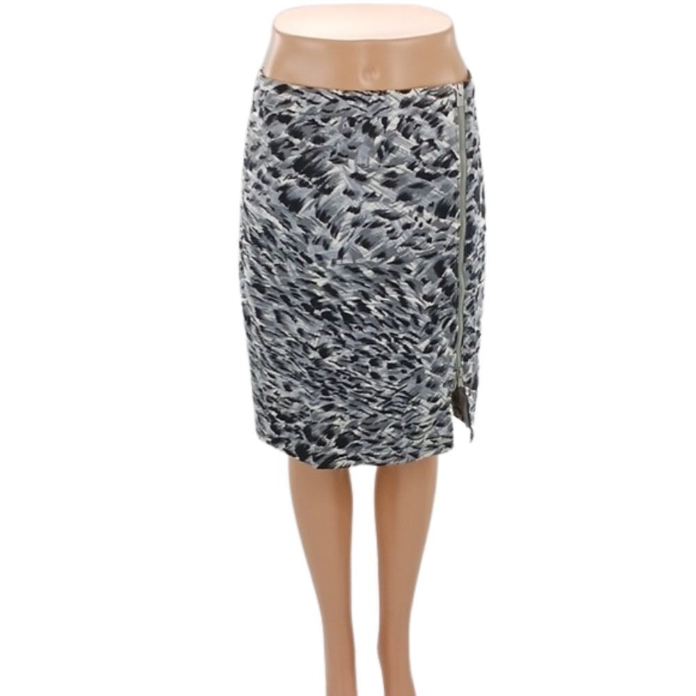 TALBOTS Skirt Abstract Animal Print Pencil Petites Gray Black Zipper Size 4P